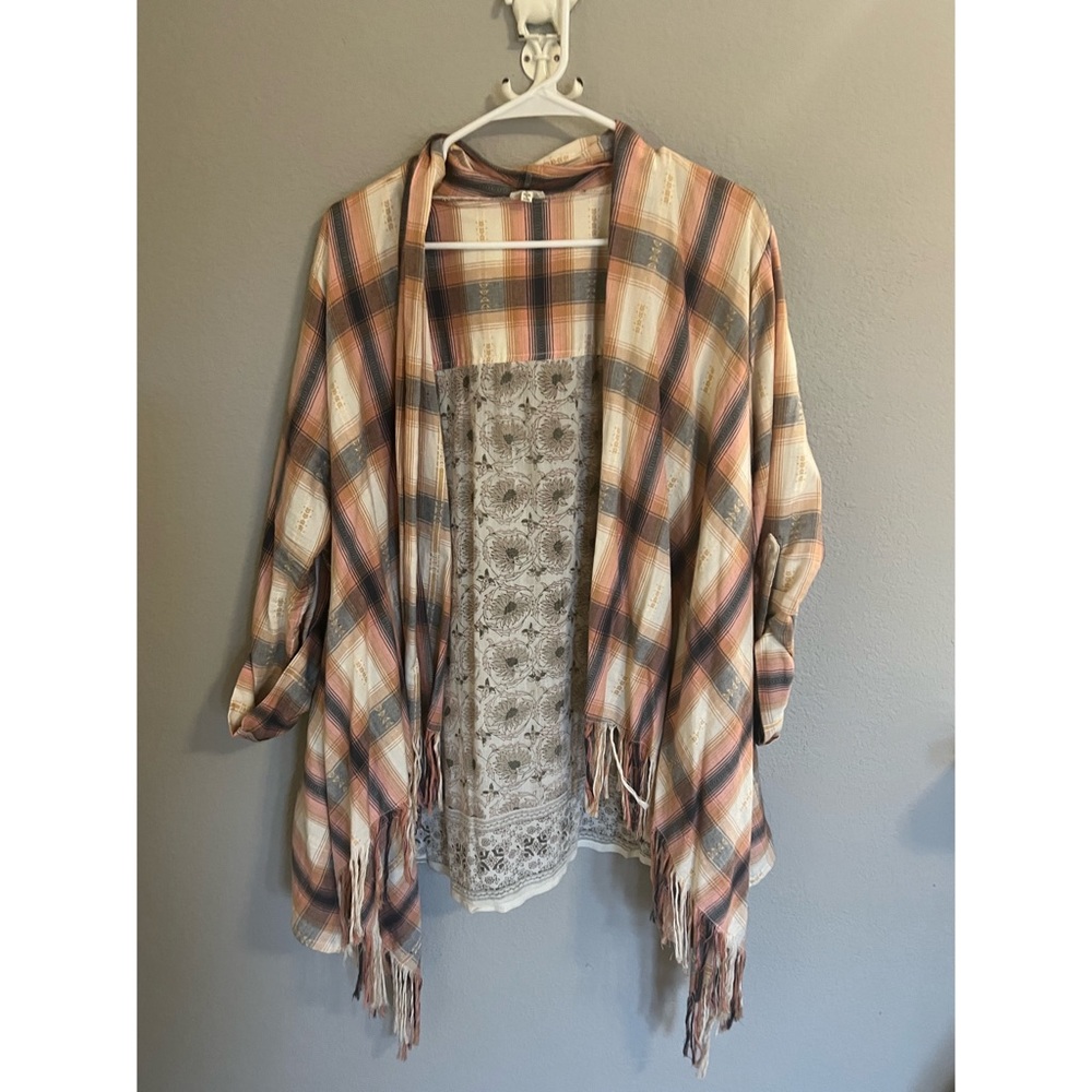 En Creme Plaid Cardigan